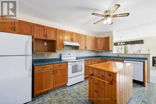 11 Nesbitt Drive, Brighton, ON - Indoor Photo Showing Kitchen