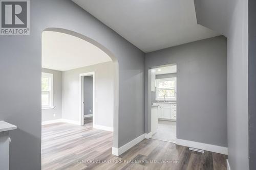 66 Crestview Avenue, Belleville, ON - Indoor Photo Showing Other Room