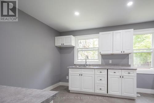 66 Crestview Avenue, Belleville, ON - Indoor Photo Showing Kitchen