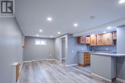 66 Crestview Avenue, Belleville, ON - Indoor Photo Showing Other Room