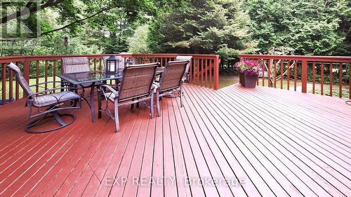 8 Amberglen Court, East Gwillimbury (Holland Landing), ON - Outdoor With Deck Patio Veranda