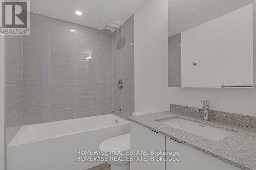 1011E - 8868 Yonge Street, Richmond Hill (South Richvale), ON - Indoor Photo Showing Bathroom