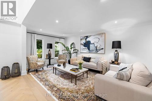 5103 Royal Mills Court, Mississauga (Central Erin Mills), ON - Indoor Photo Showing Living Room