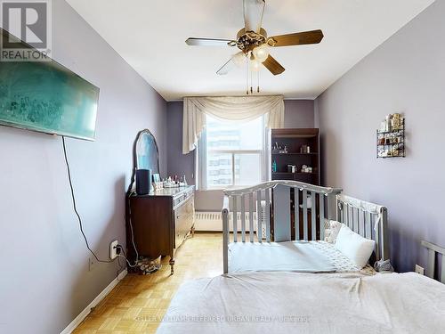 1111 - 10 Parkway Forest Drive, Toronto (Henry Farm), ON - Indoor Photo Showing Bedroom