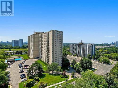 1111 - 10 Parkway Forest Drive, Toronto (Henry Farm), ON - Outdoor With View