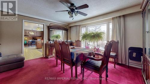 22 Ratcliff Road, Whitchurch-Stouffville, ON - Indoor Photo Showing Dining Room