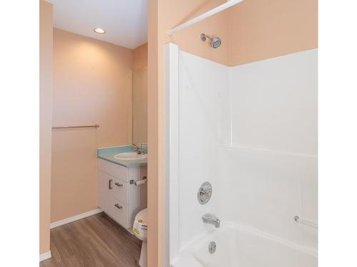 5166 Kaitlyns Way, Nanaimo, BC - Indoor Photo Showing Bathroom