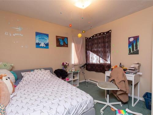 5166 Kaitlyns Way, Nanaimo, BC - Indoor Photo Showing Bedroom