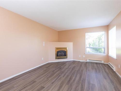 5166 Kaitlyns Way, Nanaimo, BC - Indoor Photo Showing Living Room With Fireplace