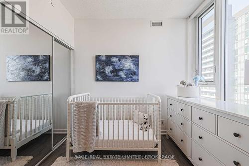 2103 - 20 Tubman Avenue, Toronto (Regent Park), ON - Indoor Photo Showing Bedroom