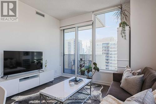 2103 - 20 Tubman Avenue, Toronto, ON - Indoor Photo Showing Living Room