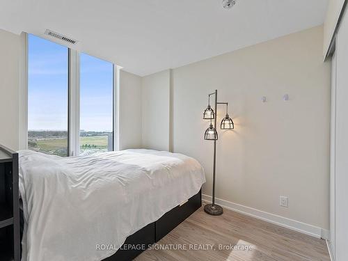 1412-38 Monte Kwinter Crt, Toronto, ON - Indoor Photo Showing Bedroom