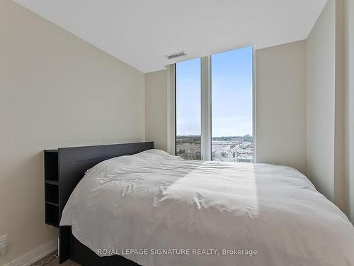 1412-38 Monte Kwinter Crt, Toronto, ON - Indoor Photo Showing Bedroom