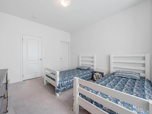 3040 Monarch Dr N, Orillia, ON - Indoor Photo Showing Bedroom