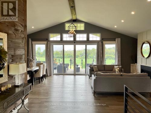 390 Brimley Road S, Alnwick/Haldimand, ON - Indoor Photo Showing Living Room