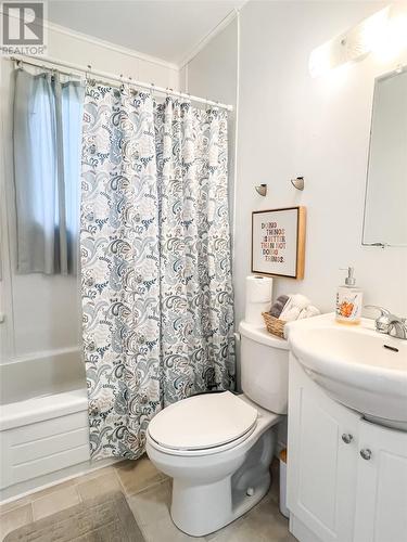 4 Barrow'S Lane, Greenspond, NL - Indoor Photo Showing Bathroom