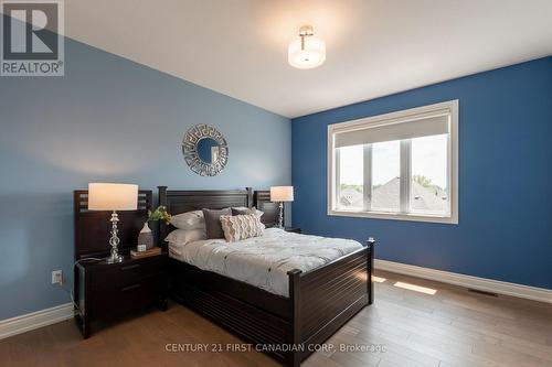 2386 Torrey Pines Way, London, ON - Indoor Photo Showing Bedroom