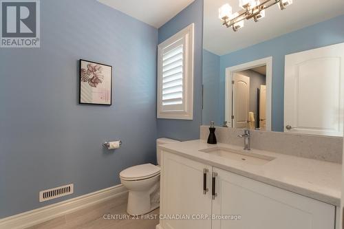 2386 Torrey Pines Way, London, ON - Indoor Photo Showing Bathroom