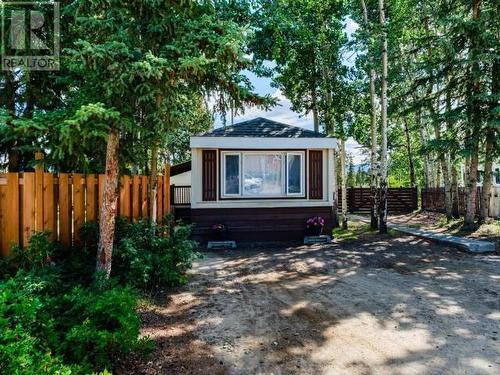 10-986 Range Road, Whitehorse, YT - Outdoor