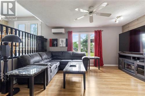 126 Fairview Knoll Drive, Moncton, NB - Indoor Photo Showing Living Room