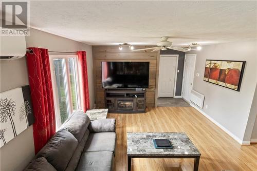 126 Fairview Knoll Drive, Moncton, NB - Indoor Photo Showing Living Room