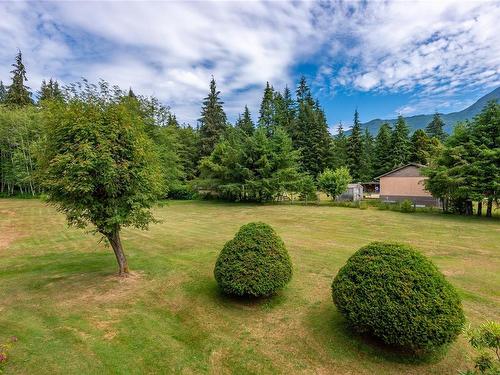 1301 Sayward Rd, Sayward, BC 