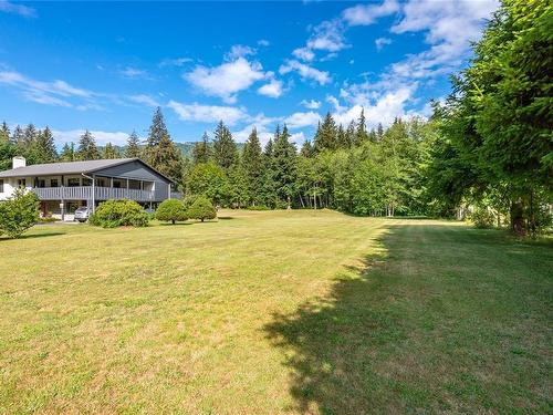 1301 Sayward Rd, Sayward, BC 