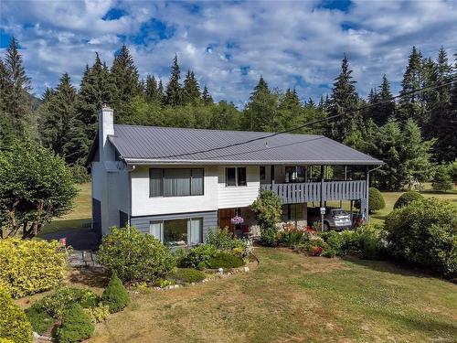 1301 Sayward Rd, Sayward, BC 