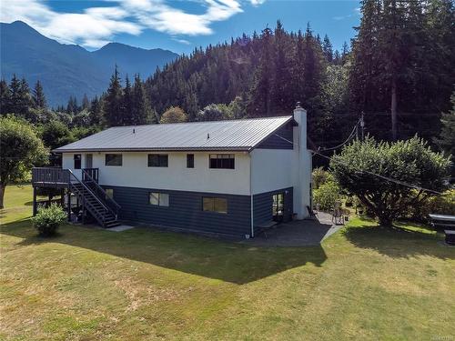 1301 Sayward Rd, Sayward, BC 