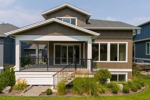 4651 Raymer Road, Kelowna, BC - Outdoor With Deck Patio Veranda