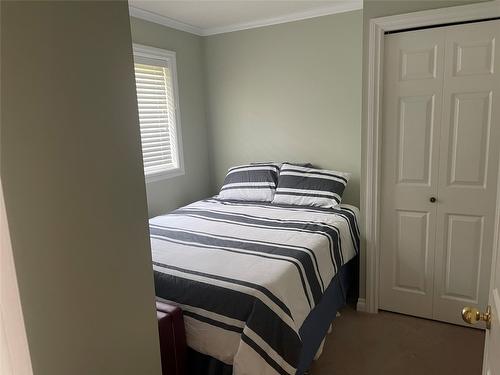 10-4404 Pleasant Valley Road, Vernon, BC - Indoor Photo Showing Bedroom