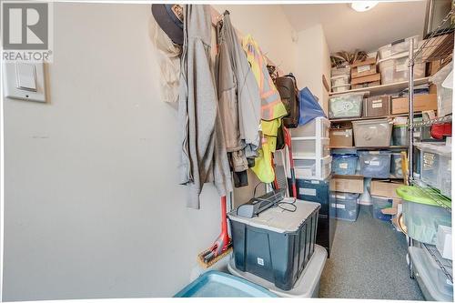 614 Josephine  Street, Nelson, BC - Indoor With Storage