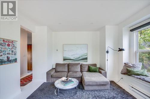 614 Josephine  Street, Nelson, BC - Indoor Photo Showing Living Room