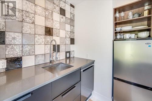 614 Josephine  Street, Nelson, BC - Indoor Photo Showing Kitchen