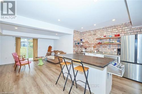 59 Permilla Street, St. Catharines, ON - Indoor Photo Showing Dining Room