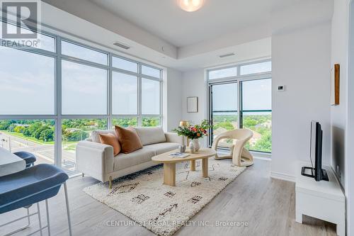 702 - 460 Dundas Street E, Hamilton (Waterdown), ON - Indoor Photo Showing Living Room