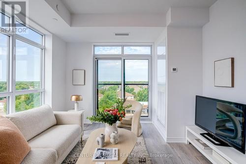 702 - 460 Dundas Street E, Hamilton (Waterdown), ON - Indoor Photo Showing Living Room