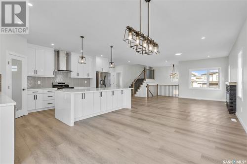 576 Kalra Street, Saskatoon, SK - Indoor Photo Showing Kitchen With Upgraded Kitchen