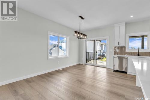 576 Kalra Street, Saskatoon, SK - Indoor Photo Showing Kitchen