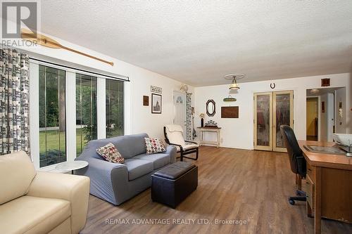 7 Stark Street, Bluewater (Bayfield), ON - Indoor Photo Showing Living Room