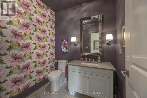 1011 Cherrygrove Drive, London, ON - Indoor Photo Showing Bathroom