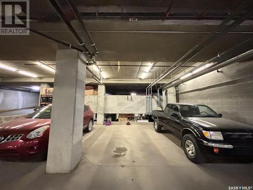 602 2300 Broad Street, Regina, SK - Indoor Photo Showing Garage