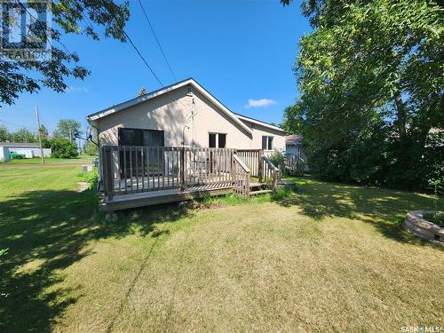 101 Belfast Street, North Portal, SK - Outdoor With Deck Patio Veranda