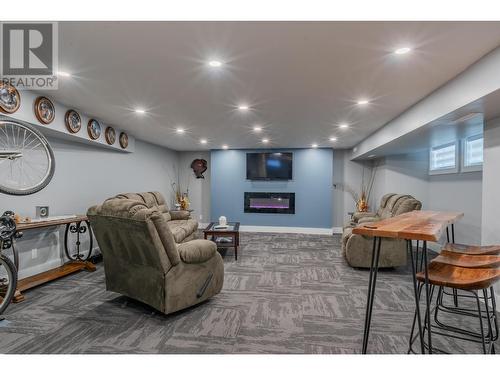 1101 Columbia  Avenue, Trail, BC - Indoor Photo Showing Basement