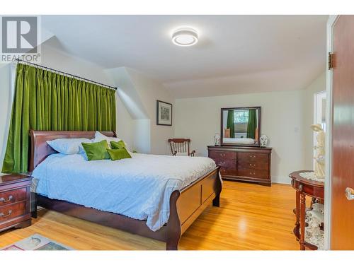 1101 Columbia  Avenue, Trail, BC - Indoor Photo Showing Bedroom