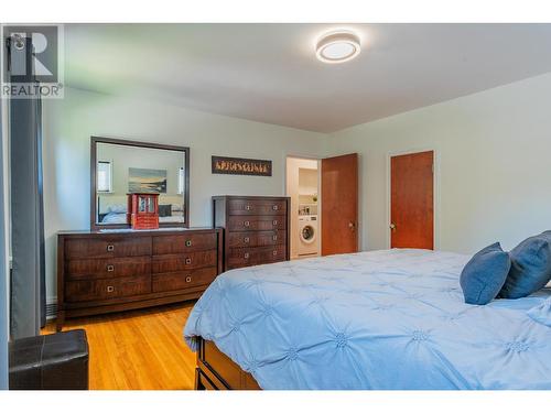 1101 Columbia  Avenue, Trail, BC - Indoor Photo Showing Bedroom