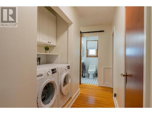 1101 Columbia  Avenue, Trail, BC - Indoor Photo Showing Laundry Room