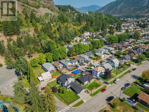 1101 Columbia  Avenue, Trail, BC - Outdoor With View