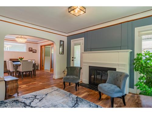 1101 Columbia Avenue, Trail, BC - Indoor With Fireplace