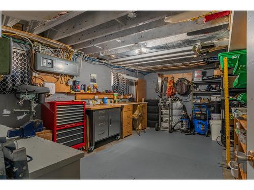 1101 Columbia Avenue, Trail, BC - Indoor Photo Showing Basement